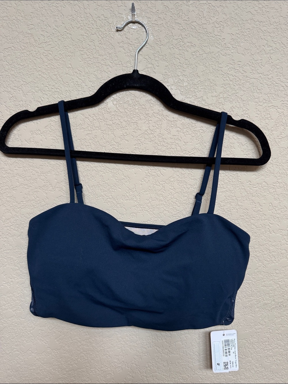 Lululemon NWT - Nulu Paisley Lace-Back Yoga Bra Light Support, Medium - Navy